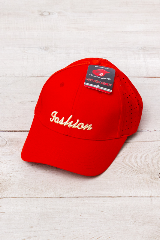 Кепка жіноча